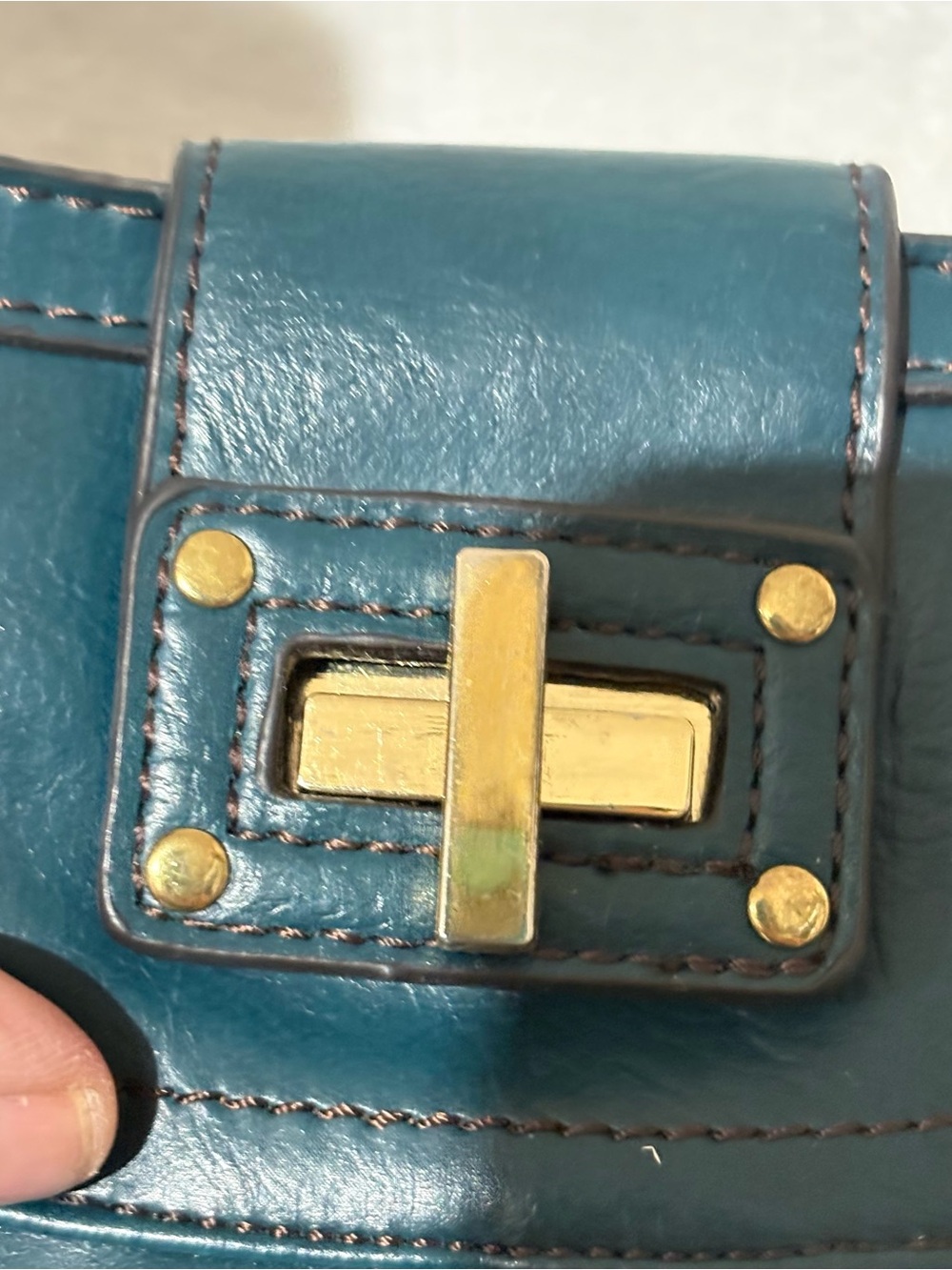 Relic Shoulder Bag - Picture 6 of 15